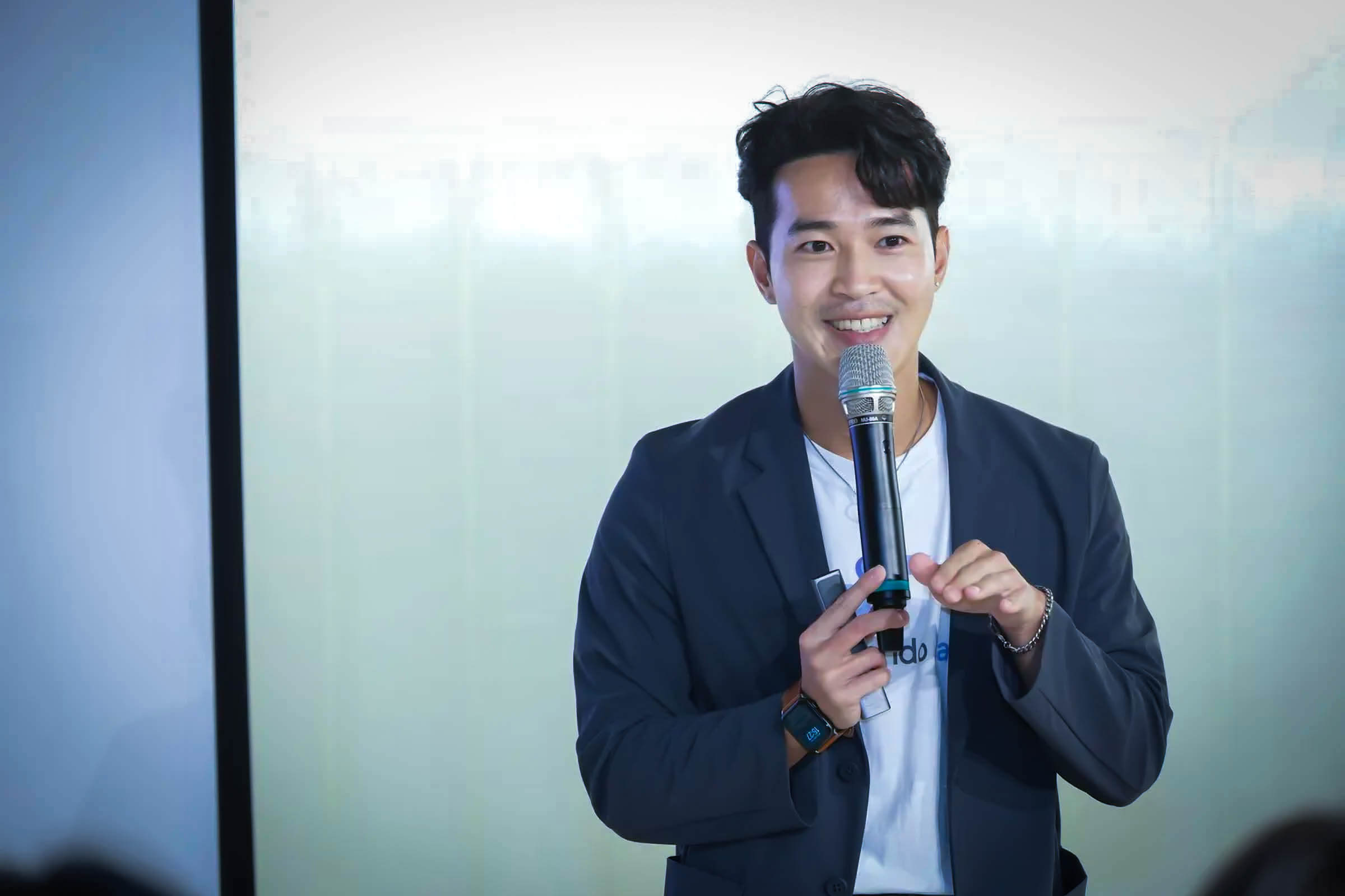 漸強實驗室資深銷售顧問王科鈞